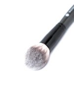 Grey Synthetic Fibres Easy Blender Brush For Makeup-001 - Image 4
